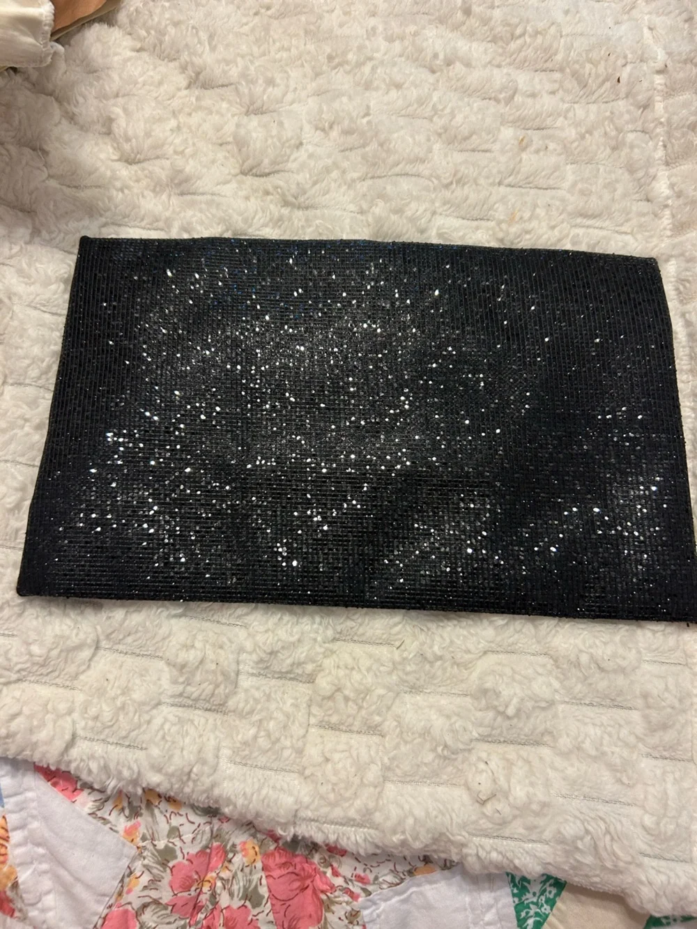 The Unbranded Brand elegant black